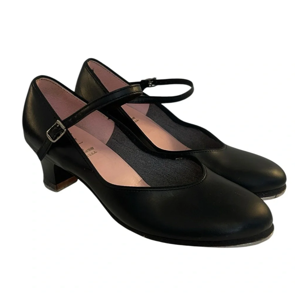 Capezio Girls Black Closed Toe Ankle Strap‎ Kitten Heel Tap Dance Shoes Size 8W